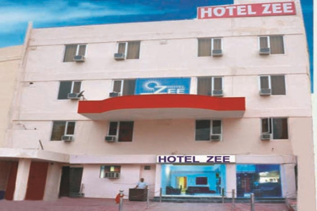 Hotel Zee Агра Екстериор снимка