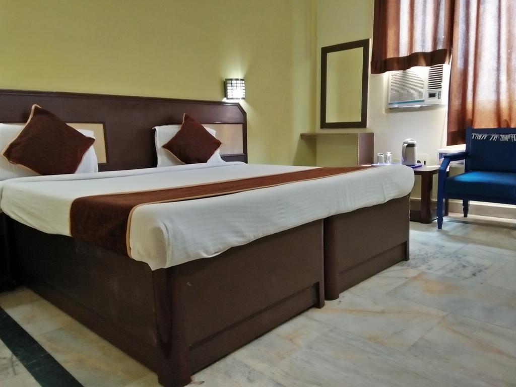 Hotel Zee Агра Стая снимка