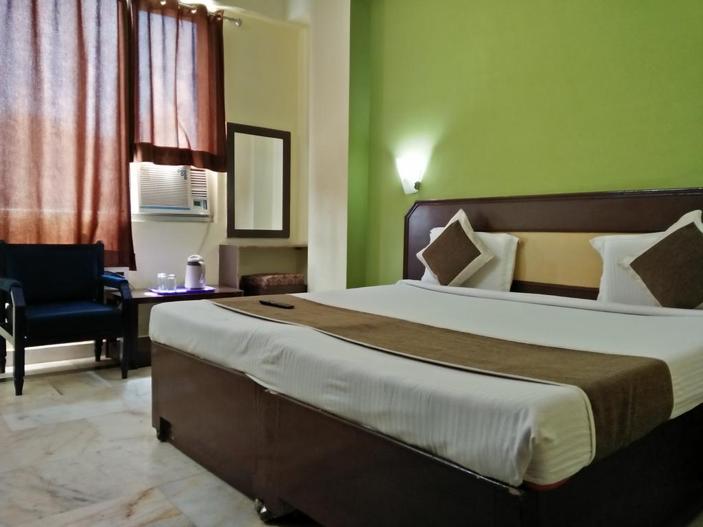 Hotel Zee Агра Стая снимка